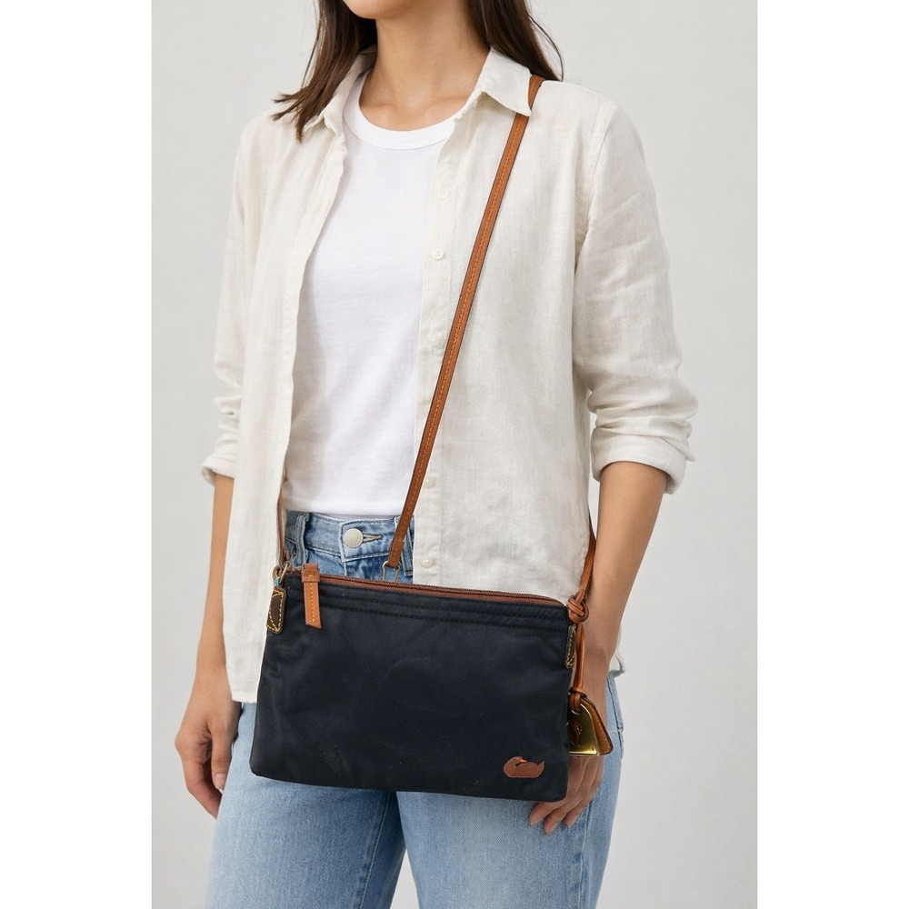 Vintage Dooney &‎ Bourke Nylon Crossbody Black Purse Y2K 90s